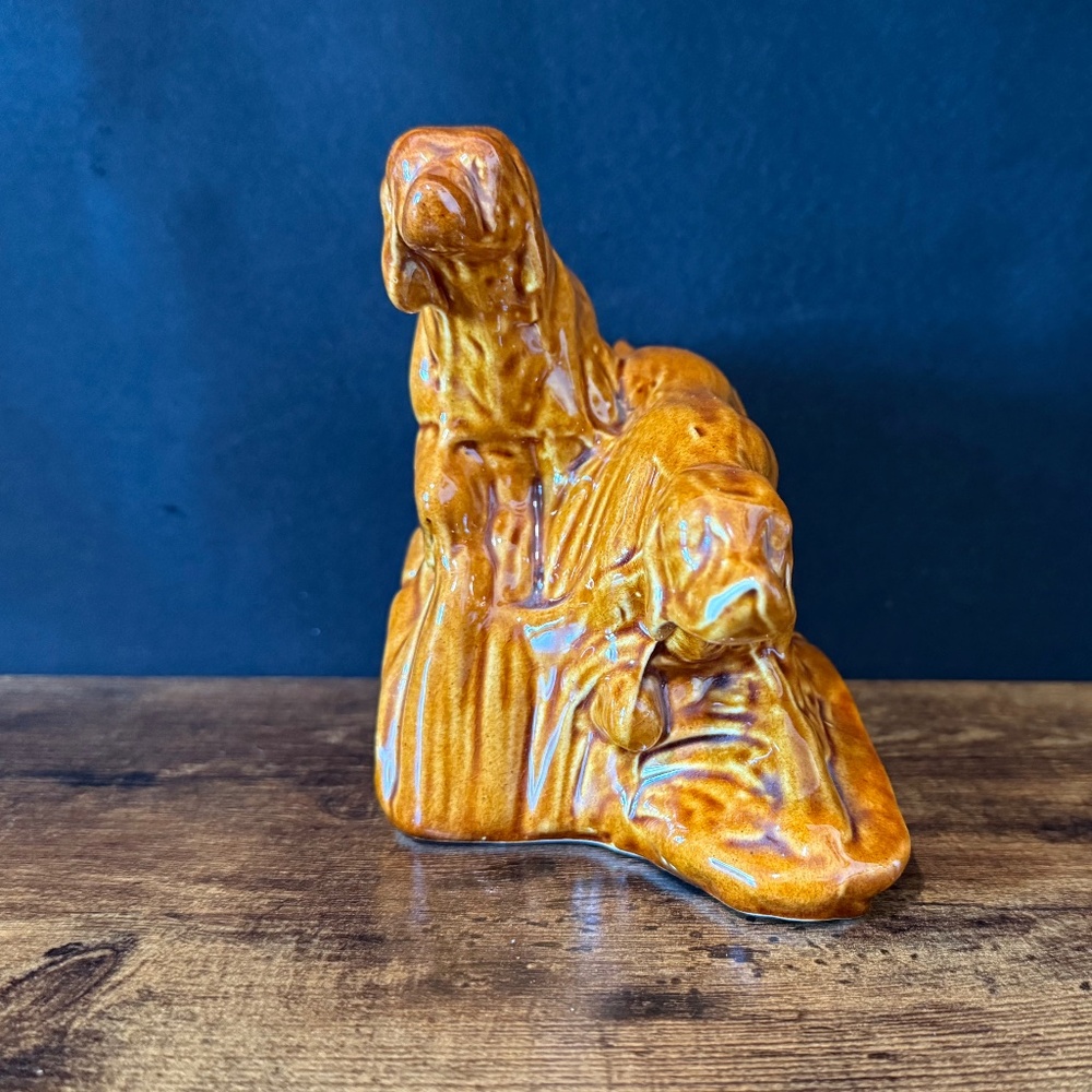 Golden Retrievers Pointing Figurine - Picture 7 of 14